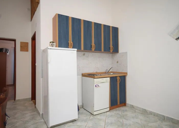 Lejlighed By The Sea Milna, - 8917