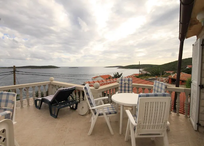 By The Sea Milna, - 8917 Lejlighed