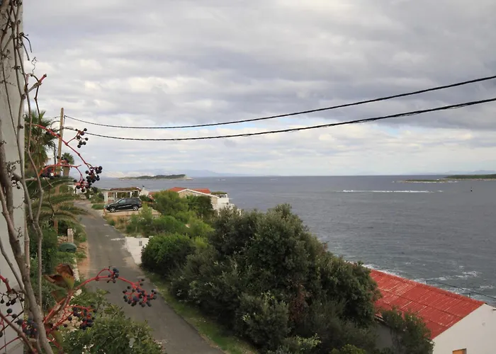 By The Sea Milna, - 8917 Lejlighed *